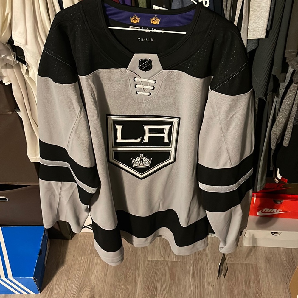 Los Angeles Kings jersey